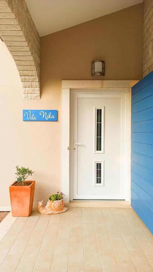 לאבין Villa Nika מראה חיצוני תמונה